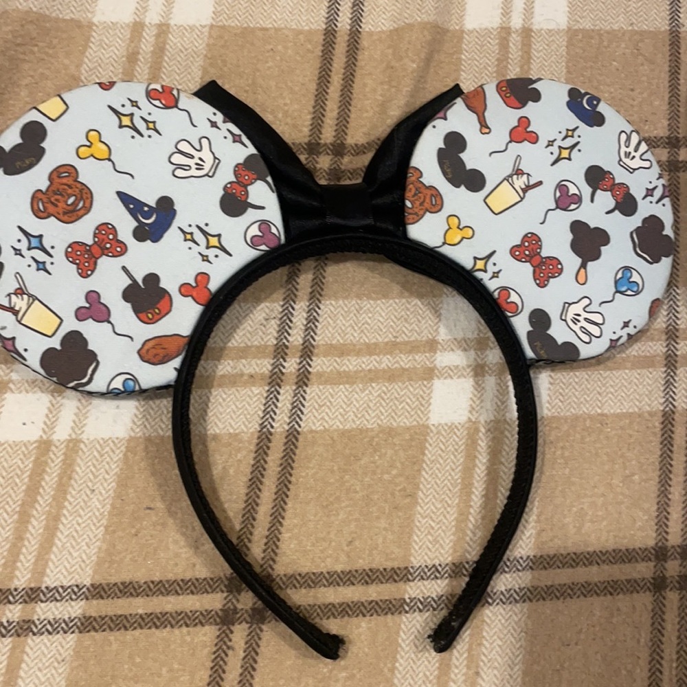 Custom Disney ears✨🐭 - Picture 2 of 2